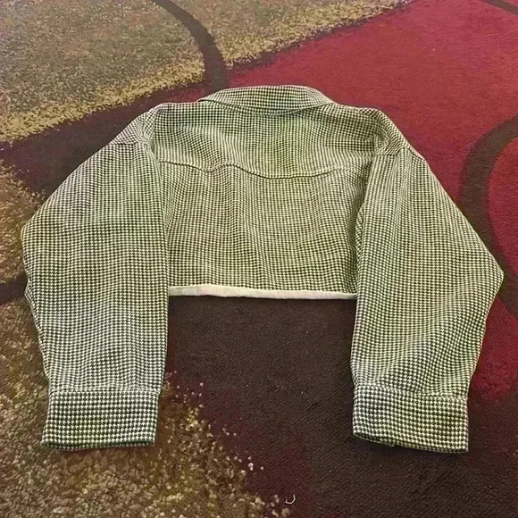 Princess Polly Nixi Cropped Jacket - Picture 6 of 11